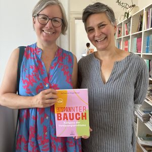 katharina ziegelbauer und kneipp programmleiterin ilka grunenberg